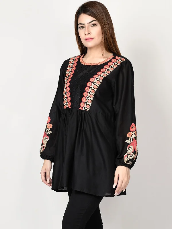 Flash Discount Embroidered Top