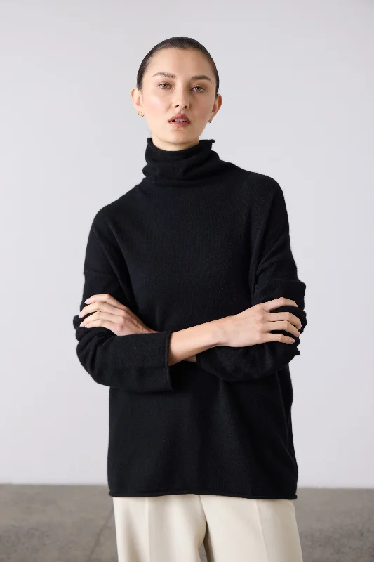 Limited Styles Laing Mara Funnel Neck - Black
