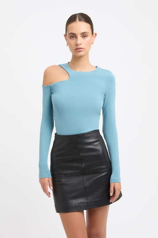 Vibrant Styles Danica Cutout Top