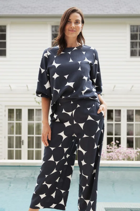 Wardrobe Upgrade Elm Demi Spot Top Spot Print