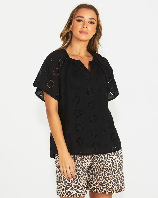 Trendy Street Style Clothing Sass Kirby Top Black