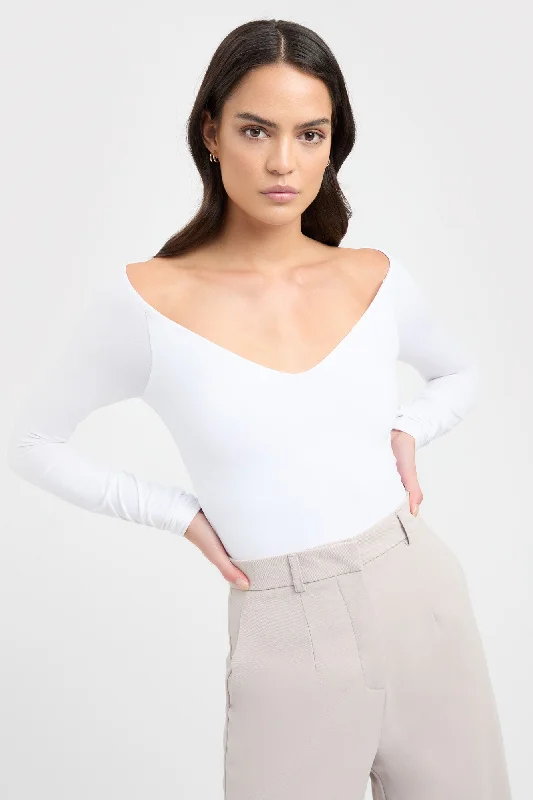 Everyday Wear Coby Vee Top
