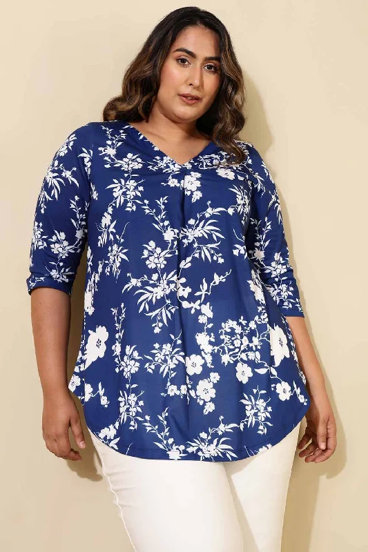 Must-Have Styles Plus Size Blue White Floral Print Centre Pleat Top