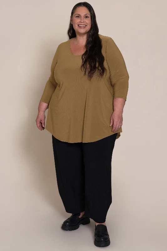 Chic Style, Always In Vogue Go To Classic T Relax Plus | Sepia