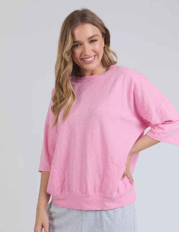 Versatile Outfits Elm Mazie Sweat Strawberry Pink