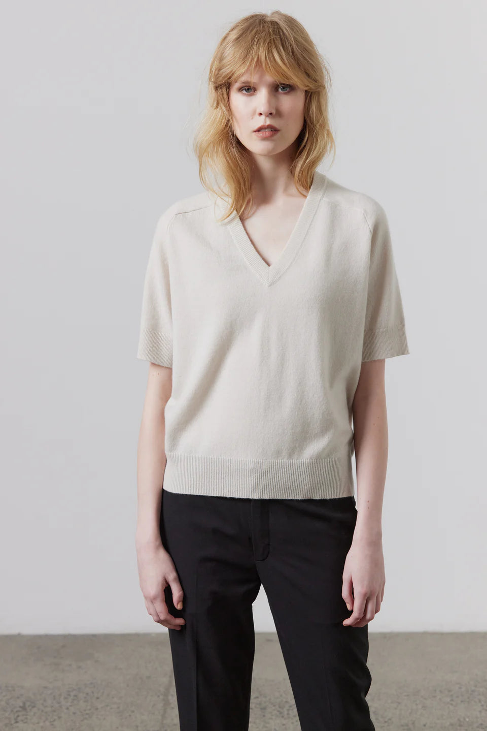 Pastel Styles Laing Jasper Cashmere V Neck - Putty