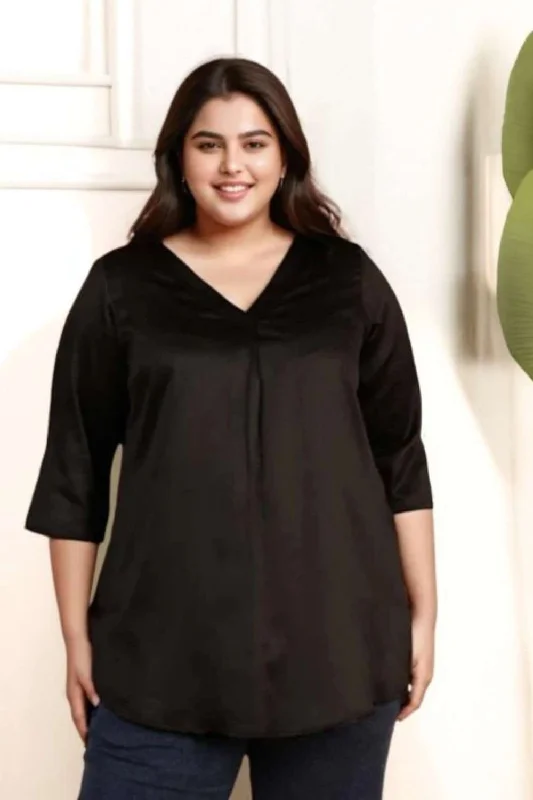 Women's Online Boutique Plus Size Black Satin Centre Pleat Top