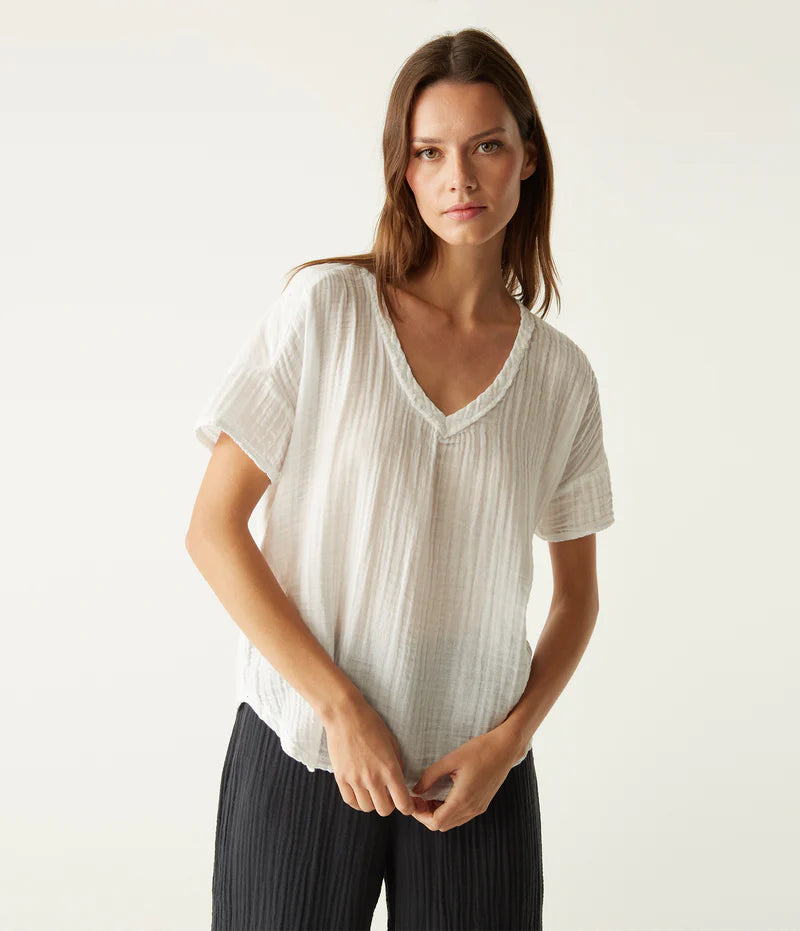 Modern Casual Clothing Gretna Fabric MIxed Top - White