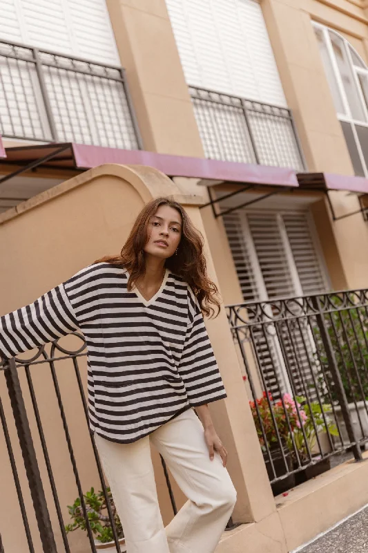 Minimalist Style Betty Basics Raven Top Navy Cream Stripe