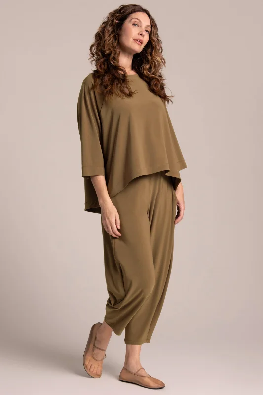 Relaxed Fashion Breezy Raglan Top | Sepia