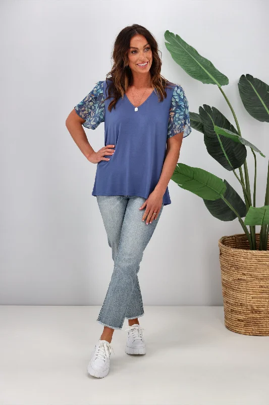 Sophisticated Style Gloss by Shine On Millen Contrast Sleeve Top  Midnight Leaf Print