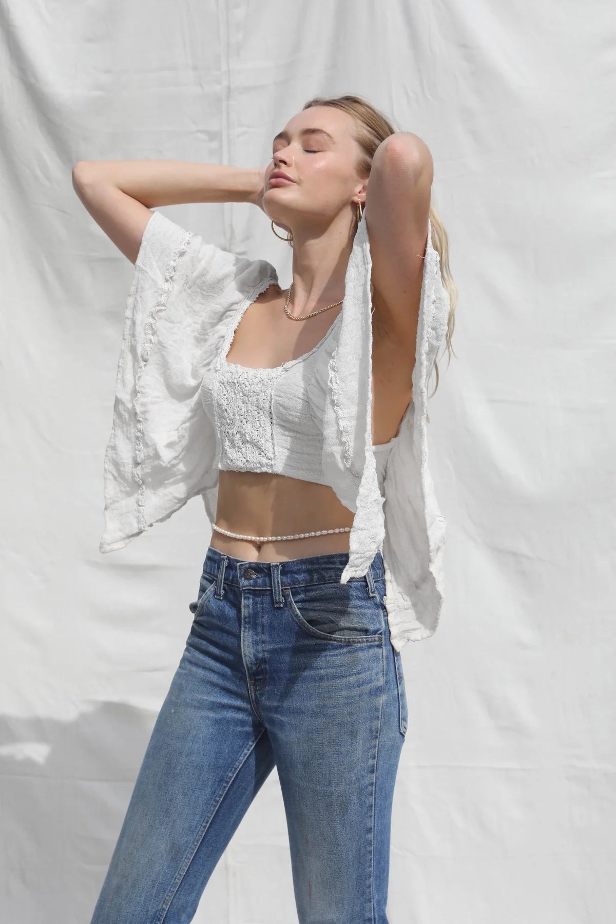 Elegant Clothing Showdown Top - White