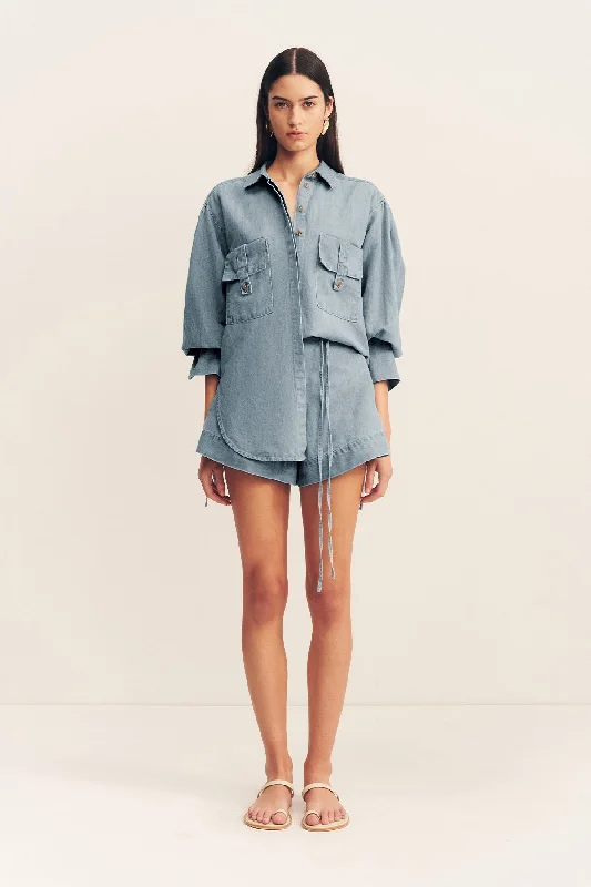 Casual Chic ELLSWORTH GATHERED SHIRT - BLEACHED BLUE