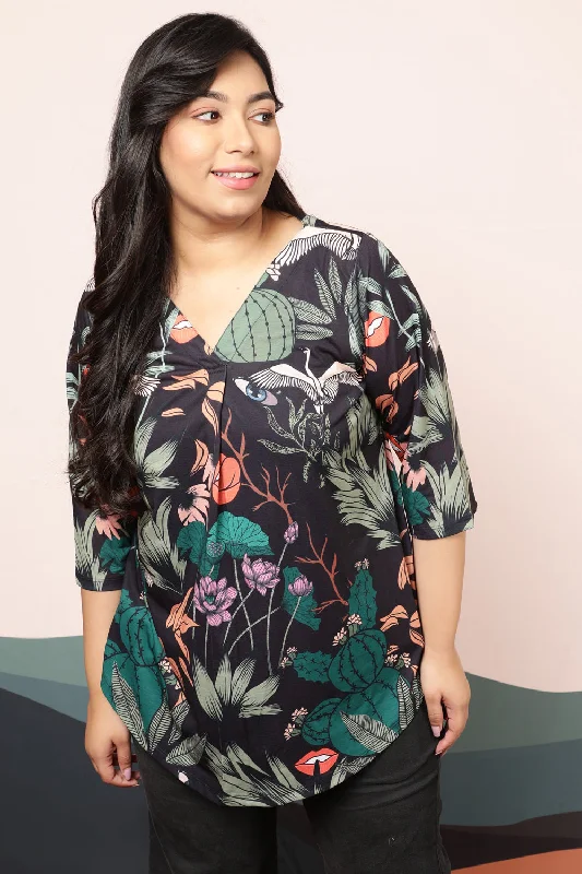 Graceful Fashion Quirky Wildlife Black Centre Pleat Top