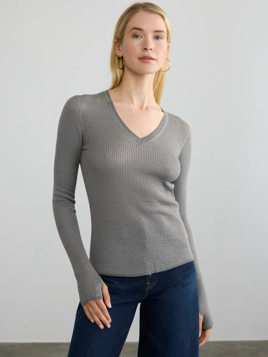 Exclusive Sale Shirttail Waffle Vee - Gunmetal / Grey