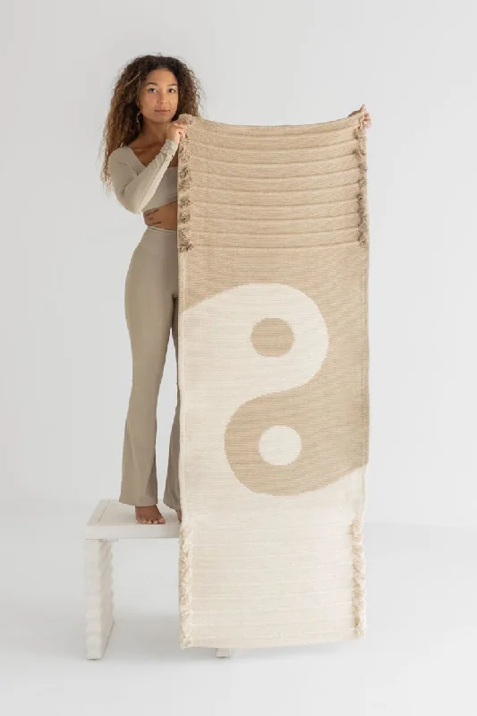 From Mats To Straps, Shop Yoga Deals Today Yin-Yang Clay - Naturally Dyed Herbal Yoga Mat 7mm From Mats To Straps, Shop Yoga Deals Today Yin-Yang Clay - Naturally Dyed Herbal Yoga Mat 7mm