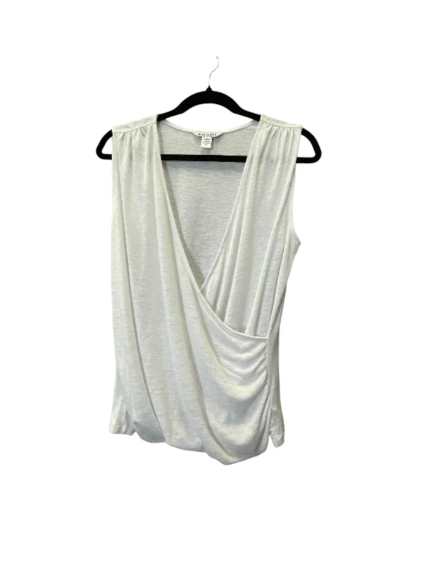 Athletic Tank Top By Athleta In White, Size: M