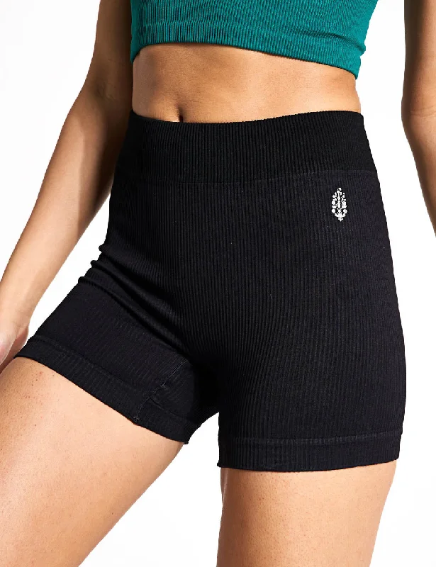 Unbeatable Deals On Breathable Yoga Apparel Prajna Short - Black