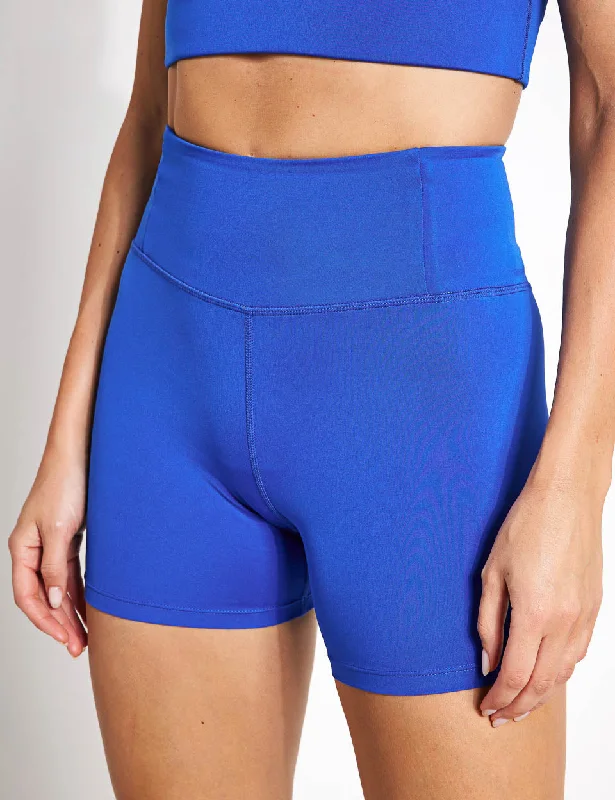Flow In Comfort With Stylish Discounts FLOAT Ultralight Run Short - Ultramarine