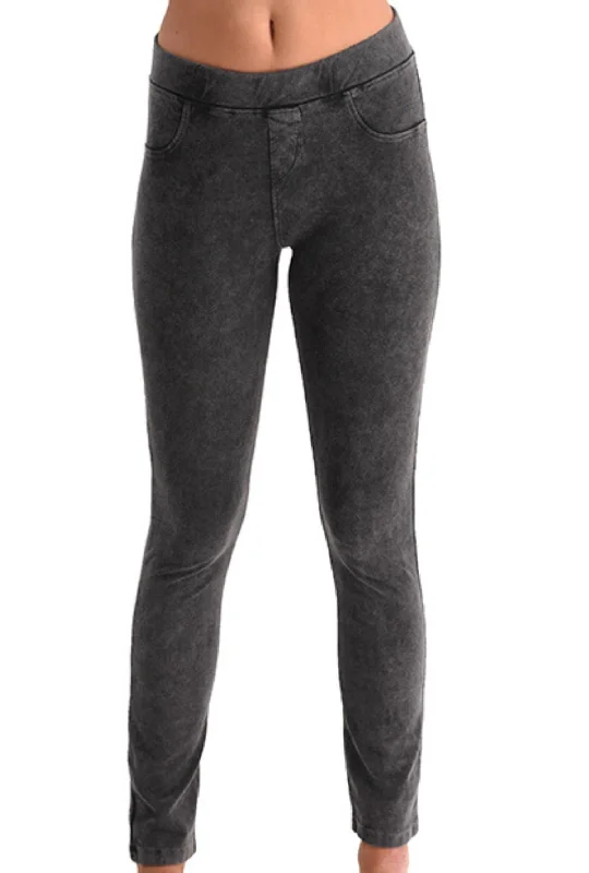 Master Every Pose With Premium Yoga Wear Deals High Rise Jegging In Charcoal