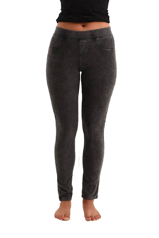 Soft, Supportive Yoga Wear At Unbeatable Savings Mid Rise Jegging In Charcoal