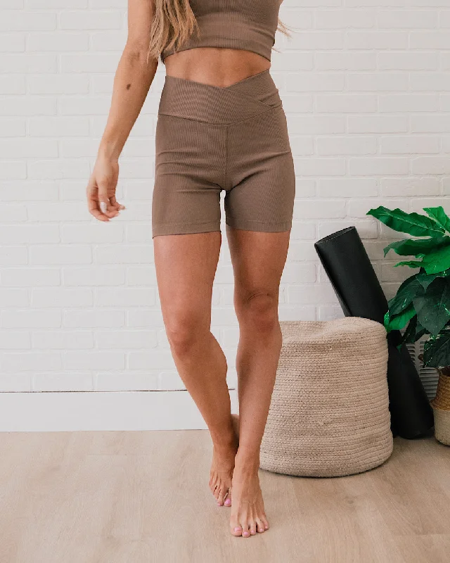 Don't Miss Out On Premium Yoga Wear Deals Rae Mode Ribbed V-Waist Biker Shorts - Dark Mocha Don't Miss Out On Premium Yoga Wear Deals Rae Mode Ribbed V-Waist Biker Shorts - Dark Mocha