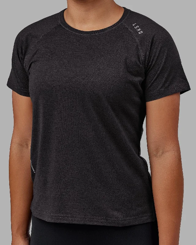 Fashionable Yoga Apparel Now On Sale Perform VapourFLX Tee - Black