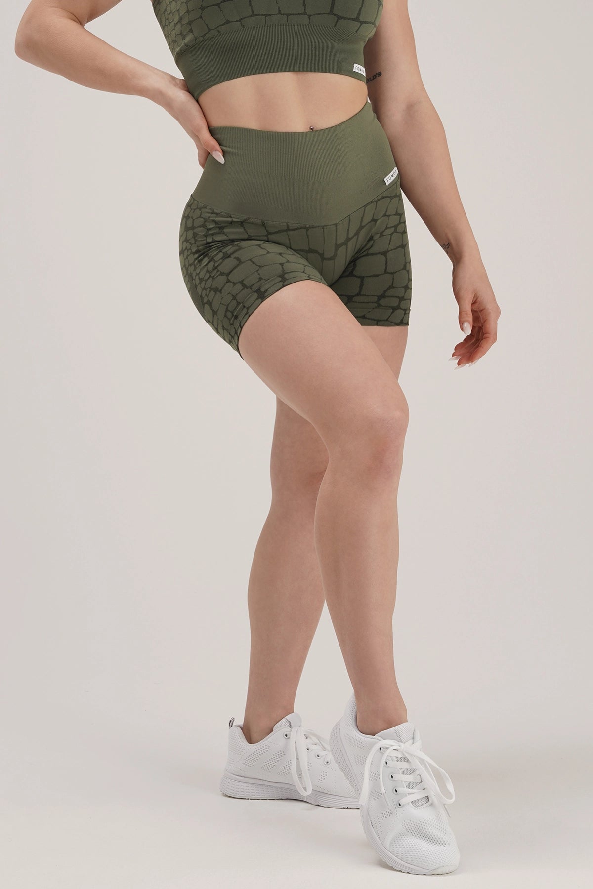 Move Freely With Premium Yoga Clothes At Great Prices Shorts All-up Cocco Verde