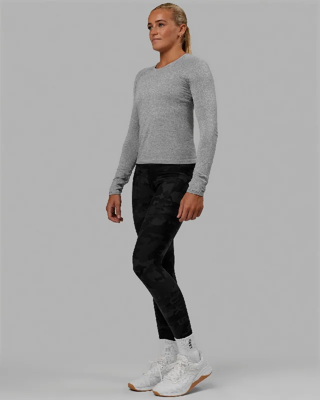 Premium Yoga Wear At Special Discounts AeroFLX+ Seamless Long Sleeve Tee - Light Grey Marl Premium Yoga Wear At Special Discounts AeroFLX+ Seamless Long Sleeve Tee - Light Grey Marl