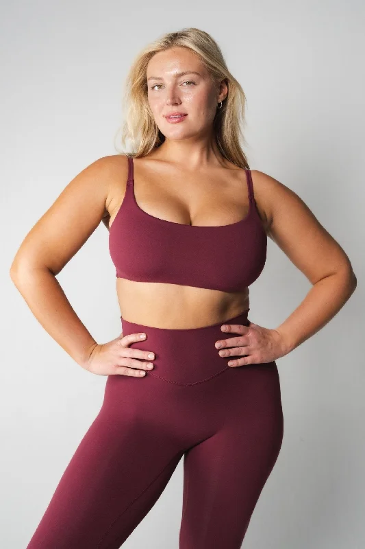Trendy Yoga Outfits At Budget-Friendly Prices Cloud II™ Scoop Bra - Blackberry