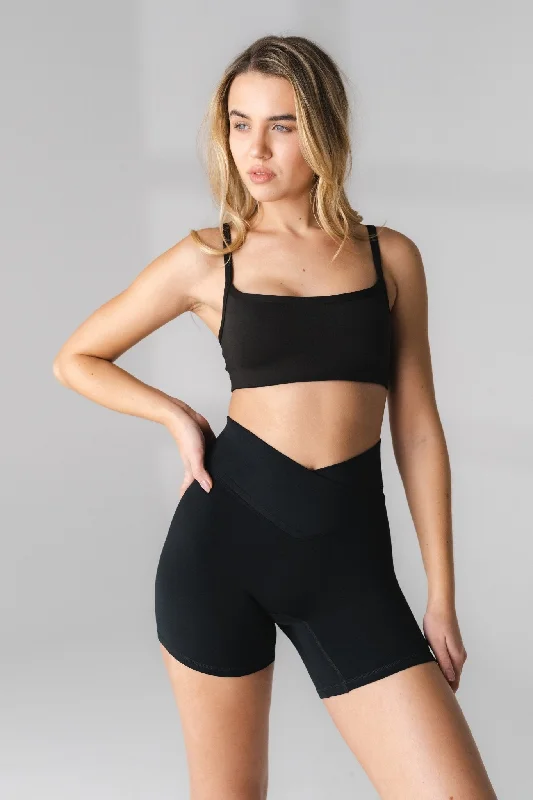 Stretch In Style With Budget-Friendly Yoga Wear Vitality Daydream® Block Square Bra - Midnight Stretch In Style With Budget-Friendly Yoga Wear Vitality Daydream® Block Square Bra - Midnight