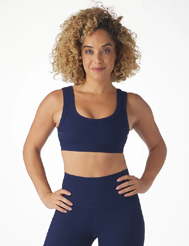 Move With Confidence In Discounted Yoga Outfits Ease Bra: Indigo