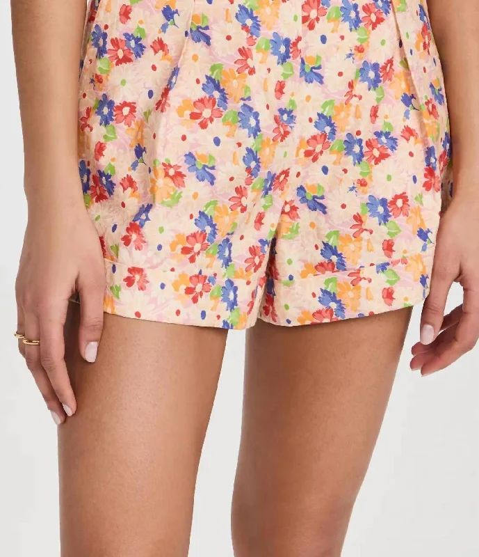 The Yoga Wear Sale You’Ve Been Waiting For Floral Pleated Shorts In Cream Multi